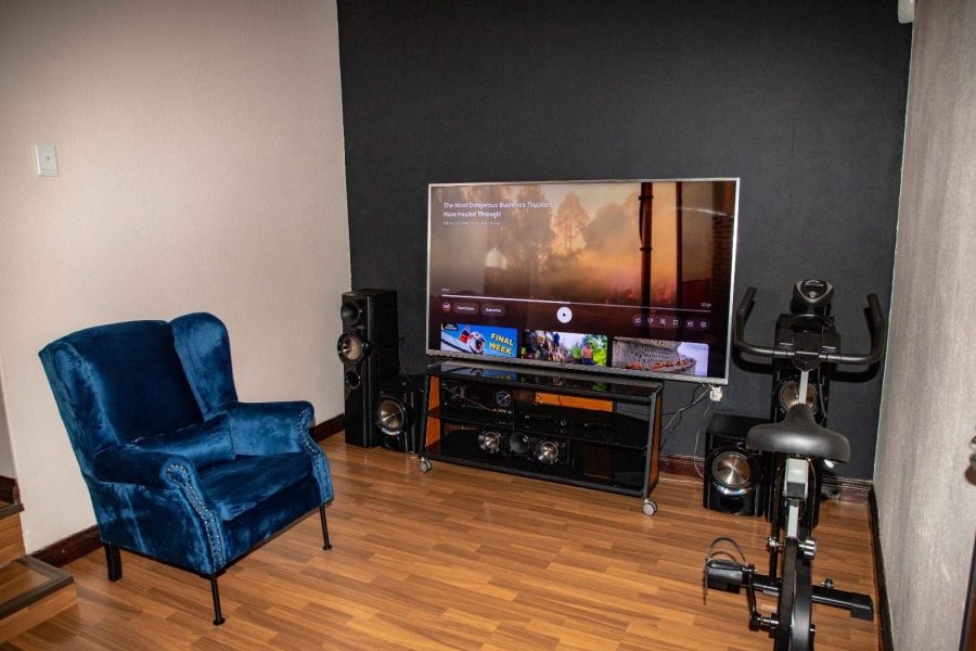 4 Bedroom Property for Sale in Deneysville Free State